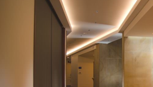 Walkway hallway lighting in ceiling cove coffer lighting from KKDC colour tuneable dali dimmable